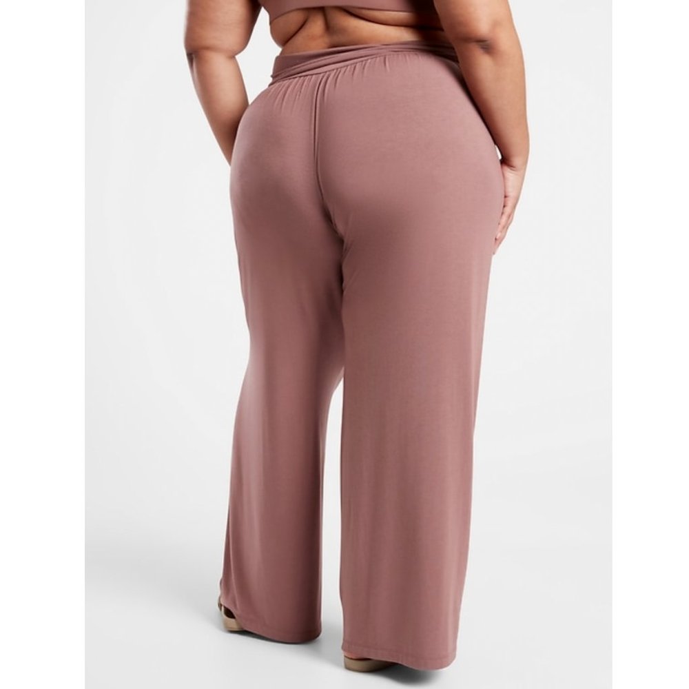 ATHLETA HEART ROSE WIDE LEG STUDIO PANT - Picture 2 of 6